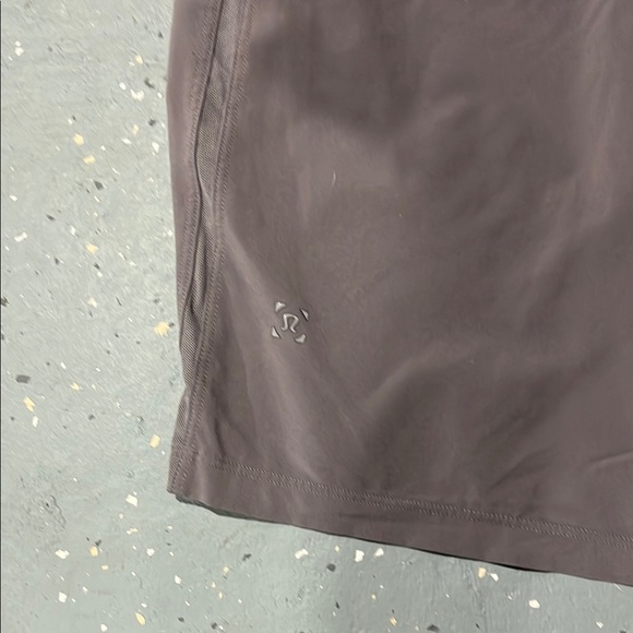 Men's Lululemon Purple/Gray Shorts - Picture 4 of 4